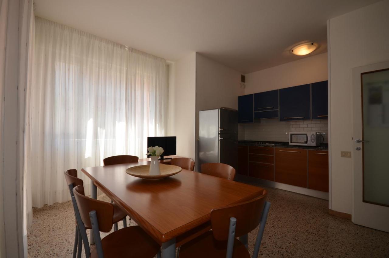 Appartamenti Dei Pini Bibione Eksteriør bilde