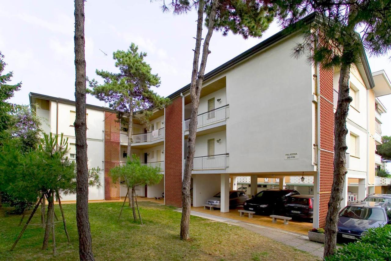 Appartamenti Dei Pini Bibione Eksteriør bilde